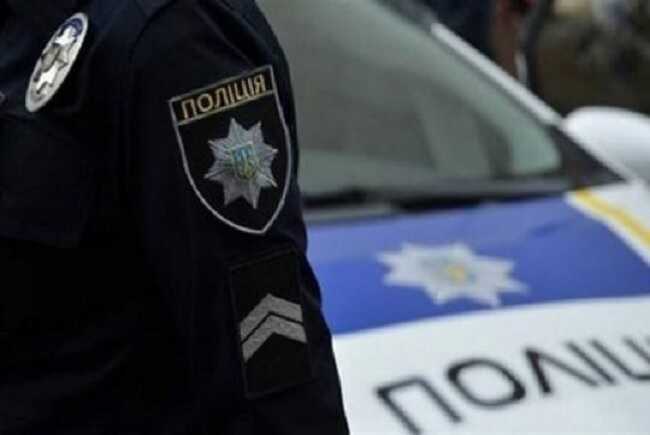 На окружній Києва сталося вбивство: момент злочину потрапив на камеру відеоспостереження заправки