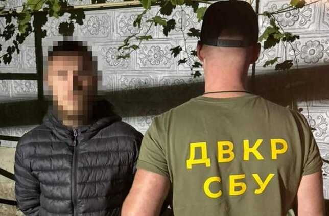 СБУ затримала дезертира, який коригував удари по Вінниччині та Сумщині