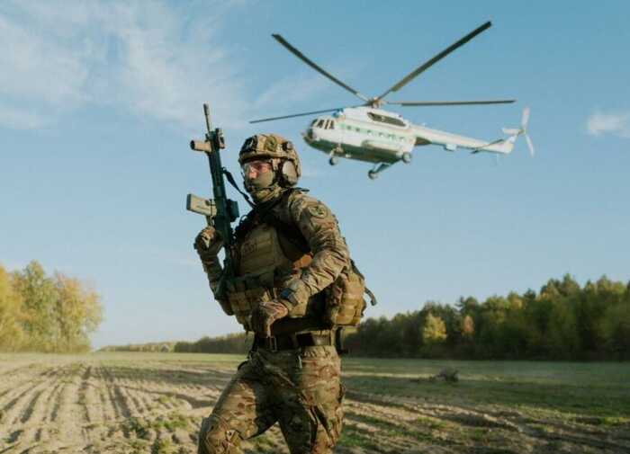 Прикордонники показали знищення дронами ворожої техніки та складів з боєприпасами