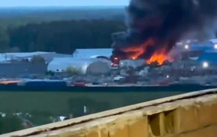 Під Москвою після вибухів спалахнули склади — ЗМІ