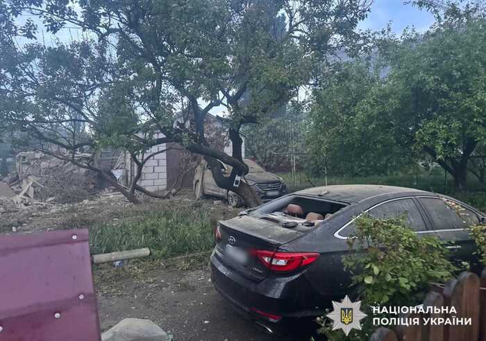 На Київщині внаслідок атаки пошкоджено багатоповерхівки та приватні будинки — поліція