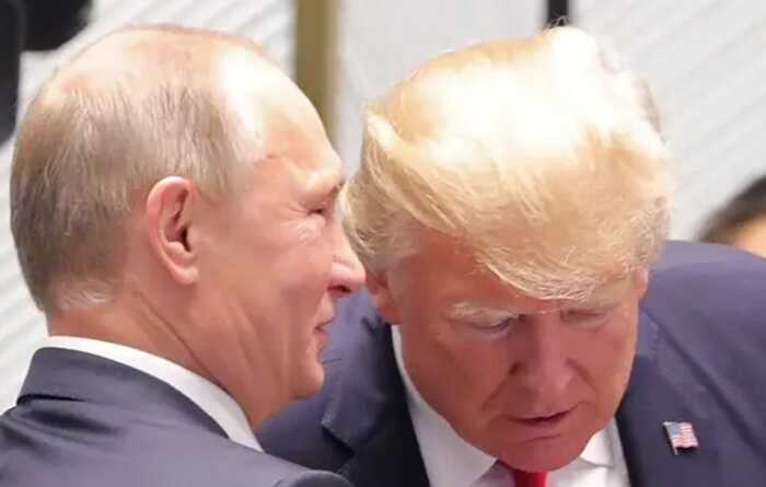 Телефонна розмова Трампа і Путіна завершилася