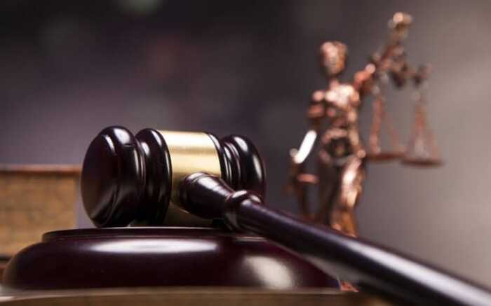 Командира батальйону судитимуть за незаконну виплату понад 1,7 мільйона гривень своїй підлеглій