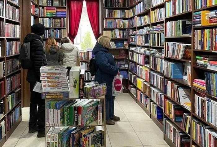 Держспецзв’язку заблокувала сайт відомої книгарні в Коломиї через продаж російської літератури