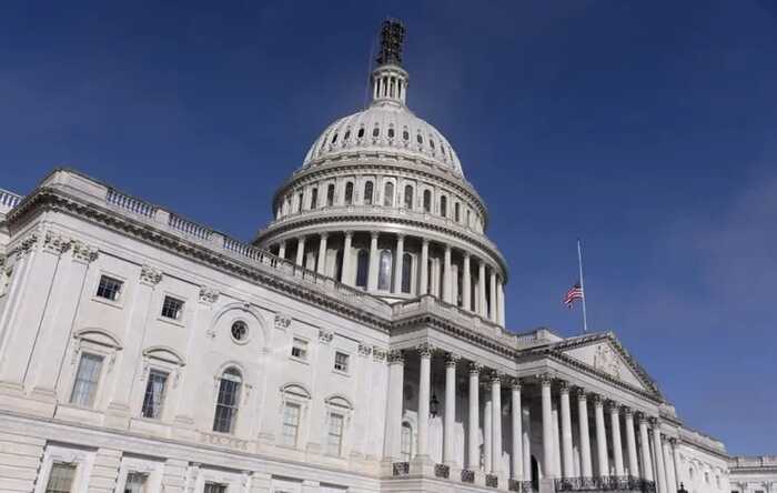 У США повністю припинили фінансування суспільних ЗМІ та іноземної допомоги