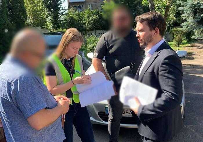 Посадовця Шевченківської РДА підозрюють у недбалості при ремонті укриття з переплатою 1,8 мільйона гривень