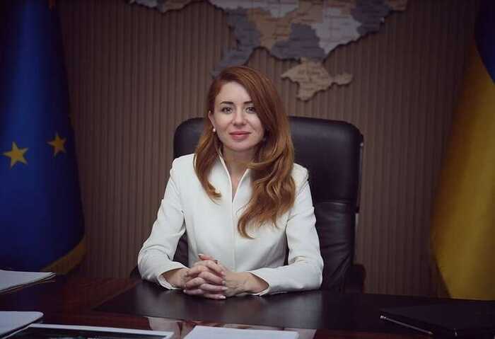 Міністерка енергетики Світлана Гринчук засвітила коштовну підвіску з діамантами за понад 110 тисяч гривень