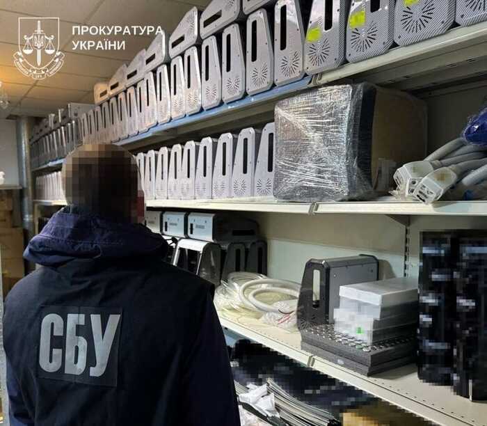 На Полтавщині викрили підприємця, який постачав до РФ медобладнання